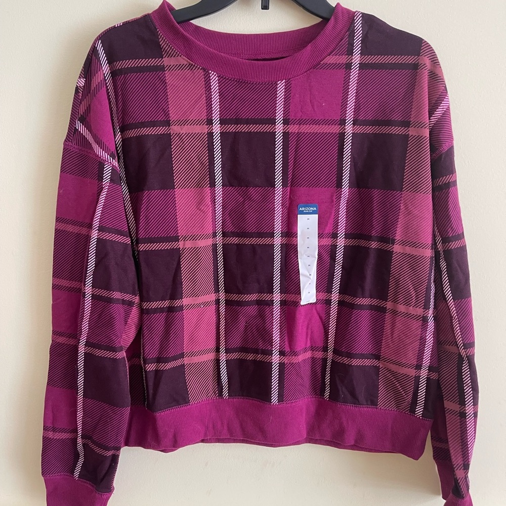 New M women’s junior plaid Arizona pullover